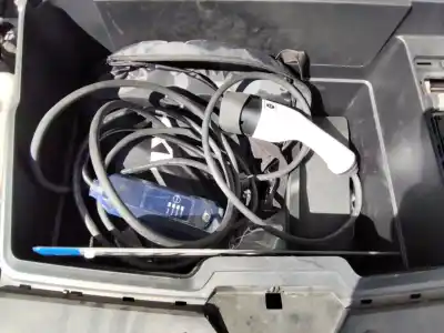 Veículo de Sucata kia ev6 (cv) air 2wd 228 cv / 168 kw do ano 2001 alimentado 