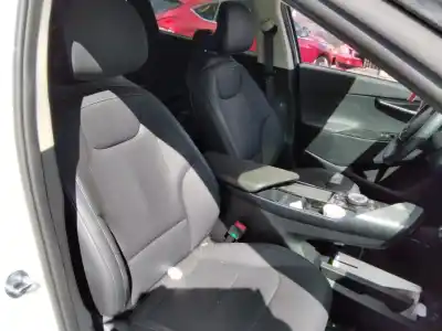 Veículo de Sucata kia ev6 (cv) air 2wd 228 cv / 168 kw do ano 2001 alimentado 