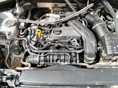 Veículo de Sucata audi q3 (f3b) 35 tfsi do ano 2001 alimentado dxd