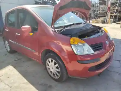 Veículo de Sucata renault grand modus authentique do ano 2001 alimentado 