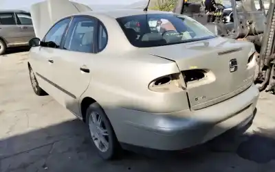 Veículo de Sucata seat cordoba berlina (6l2) fresh do ano 2001 alimentado 