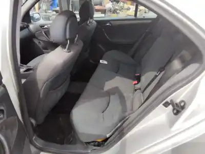 Scrapping Vehicle mercedes-benz clase c (w203) c 220 cdi (203.006) of the year 2001 powered 0