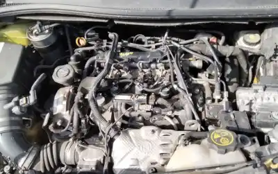 Veicolo di demolizione opel corsa d color edition dell'anno 2001 alimentato b13dtc