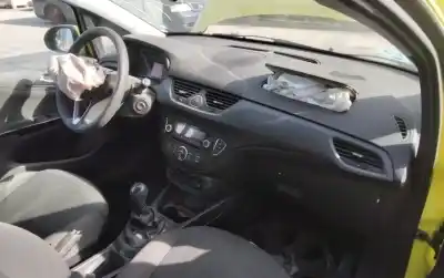 Veicolo di demolizione opel corsa d color edition dell'anno 2001 alimentato b13dtc