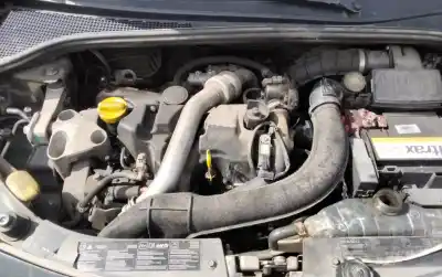 Veículo de Sucata renault clio iii confort dynamique do ano 2001 alimentado 