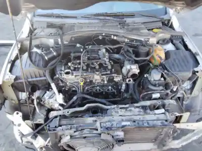 Veículo de Sucata opel combo familiar do ano 2001 alimentado 