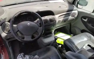 Здавання транспортного засобу RENAULT SCENIC (JA..) 1.9 DCI Authentique року 2001 потужний 