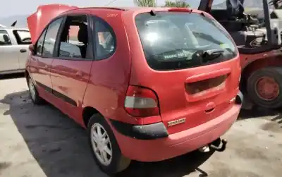 Здавання транспортного засобу renault scenic (ja..) 1.9 dci authentique року 2001 потужний 