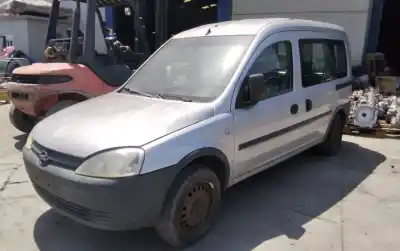 Scrapping Vehicle opel combo cargo of the year 2001 powered 