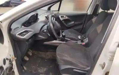 Sloopvoertuig peugeot 2008 (--.2013->) active van het jaar 2001 aangedreven 9hp