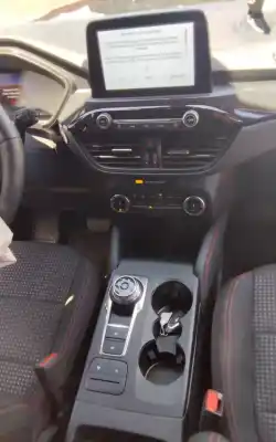 Scrapping Vehicle ford kuga titanium plug-in hybrid of the year 2001 powered bgdc