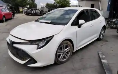 Veicolo di demolizione toyota corolla (e21) hybrid style 140 cv / 103 kw dell'anno 2001 alimentato x2zr