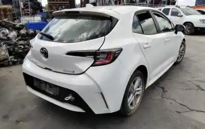 Veicolo di demolizione toyota corolla (e21) hybrid style 140 cv / 103 kw dell'anno 2001 alimentato x2zr