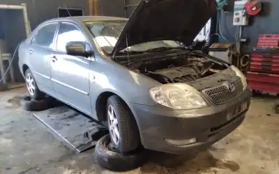 Veicolo di demolizione toyota corolla (e12) 1.6 16v dell'anno 2001 alimentato 3zzfe