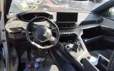 Veicolo di demolizione peugeot 3008 active dell'anno 2001 alimentato 