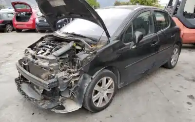 Veículo de Sucata peugeot 207 99g do ano 2001 alimentado 