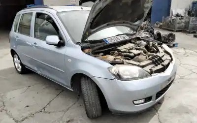 Veículo de Sucata mazda 2 berlina (dy) 1.4 diesel cat do ano 2001 alimentado 