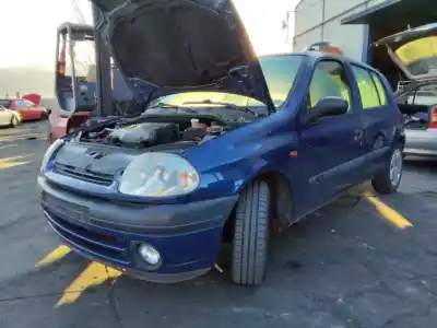 Здавання транспортного засобу renault clio ii fase i (b/cbo) 1.6 initiale (b/cbod) 90 cv / 66 kw року 2001 потужний 