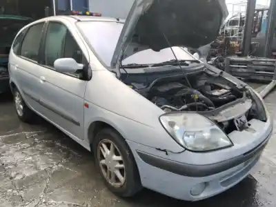 Здавання транспортного засобу renault scenic (ja..) 1.9 dci authentique року 2001 потужний 