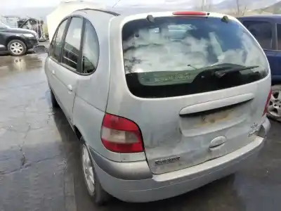 Здавання транспортного засобу renault scenic (ja..) 1.9 dci authentique року 2001 потужний 
