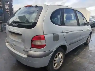 Здавання транспортного засобу renault scenic (ja..) 1.9 dci authentique року 2001 потужний 