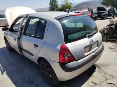 Scrapping Vehicle renault clio ii fase ii (b/cb0) pack authentique of the year 2001 powered 