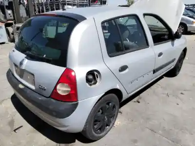 Scrapping Vehicle renault clio ii fase ii (b/cb0) pack authentique of the year 2001 powered 