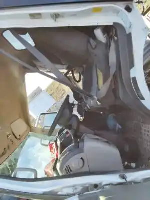 Scrapping Vehicle renault maxity fg 130.35/45 131 cv / 96 kw of the year 2001 powered 