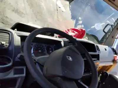 Scrapping Vehicle renault maxity fg 130.35/45 131 cv / 96 kw of the year 2001 powered 