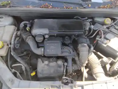 Veículo de Sucata ford fiesta (cbk) ambiente do ano 2001 alimentado 