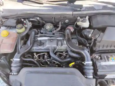 Veicolo di demolizione ford focus turnier (cak) ghia dell'anno 2001 alimentato f9da