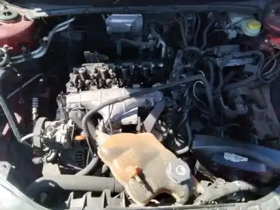 Veículo de Sucata dodge avenger 2.0 crd do ano 2001 alimentado 0