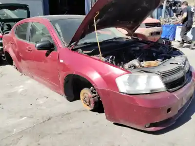 Veículo de Sucata dodge avenger 2.0 crd do ano 2001 alimentado 0