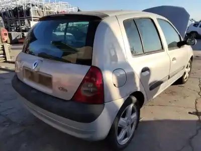 Здавання транспортного засобу renault clio ii fase ii (b/cb0) authentique року 2001 потужний 
