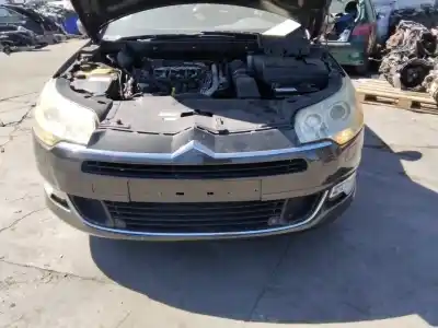 Veículo de Sucata citroen c5 berlina exclusive do ano 2001 alimentado 4ht