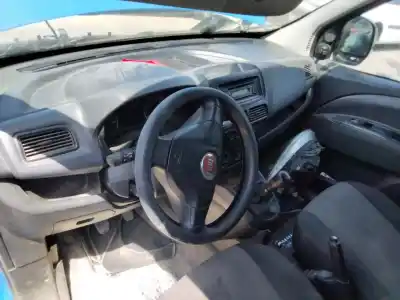 Veículo de Sucata fiat doblo cargo basis kasten do ano 2001 alimentado 