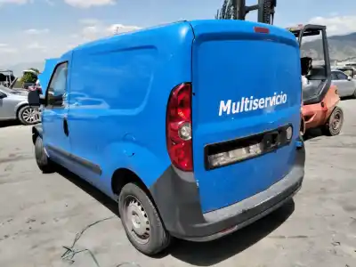 Veículo de Sucata fiat doblo cargo basis kasten do ano 2001 alimentado 