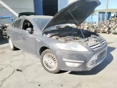 Scrapping Vehicle ford mondeo berlina (ca2) limited edition of the year 2001 powered ufbb