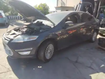 Scrapping Vehicle ford mondeo berlina (ca2) limited edition of the year 2001 powered ufbb