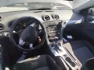 Scrapping Vehicle ford mondeo berlina (ca2) limited edition of the year 2001 powered ufbb