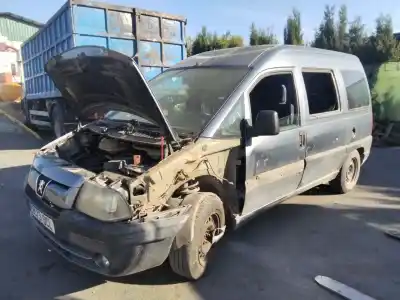 Здавання транспортного засобу citroen jumpy 2.0 hdi sx familiar (5/6 asientos) року 2001 потужний 