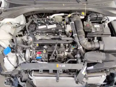 Здавання транспортного засобу kia xceed drive року 2001 потужний g4lk