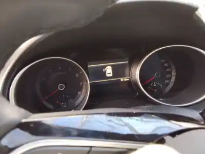 Здавання транспортного засобу kia xceed drive року 2001 потужний g4lk