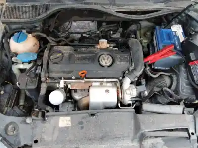 Vehicul casat volkswagen scirocco (137) 1.4 tsi (90kw) al anului 2001 alimentat 