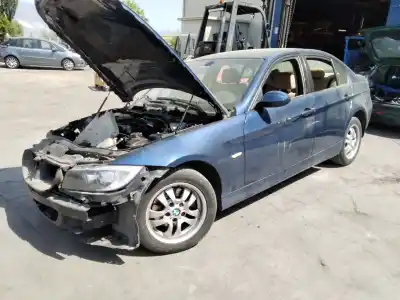 Veículo de Sucata bmw serie 3 berlina (e90) 318d do ano 2001 alimentado 