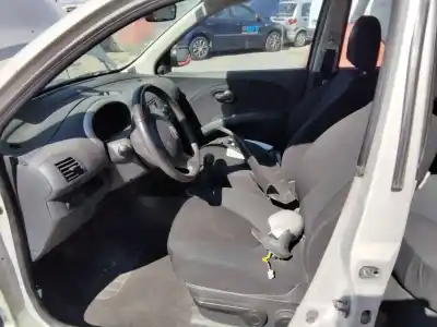 Veículo de Sucata nissan micra (k12e) acenta do ano 2001 alimentado 