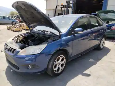 Veículo de Sucata ford focus berlina (cap) ambiente (d) do ano 2001 alimentado 