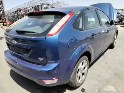 Veículo de Sucata ford focus berlina (cap) ambiente (d) do ano 2001 alimentado 