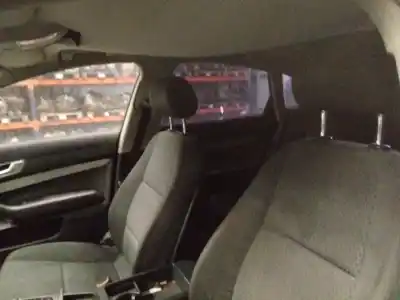 Здавання транспортного засобу audi a6 c6 (4f2) 2.0 tdi року 2001 потужний bre