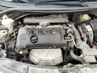 Veículo de Sucata peugeot 207 207 5p sport 1.4 do ano 2001 alimentado 